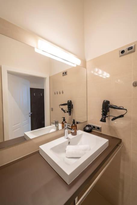 Josef'S Home I Apartment Klaehrgasse I 01 فيينا المظهر الخارجي الصورة